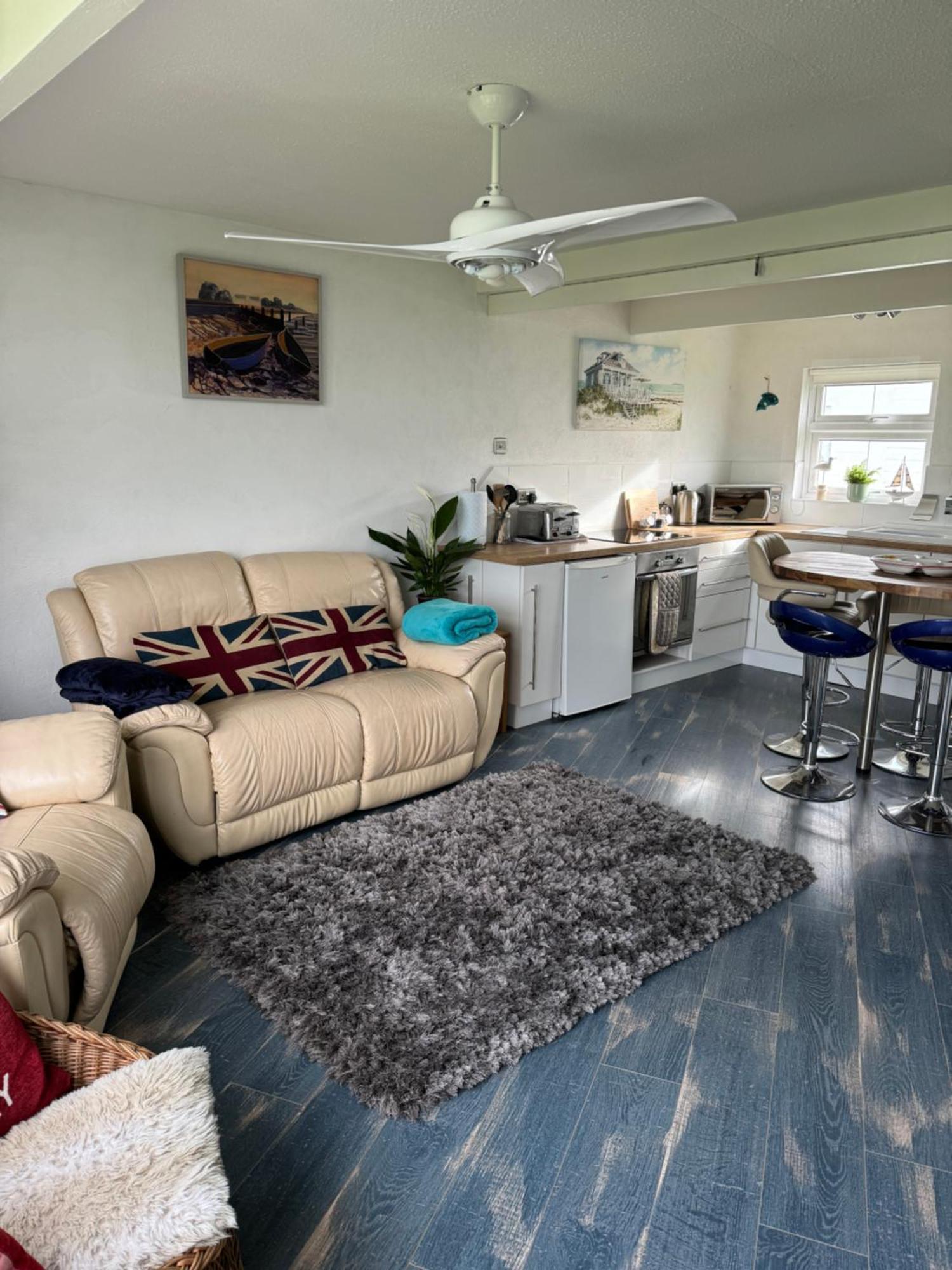 Cosy Beach Chalet Scratby Eksteriør billede